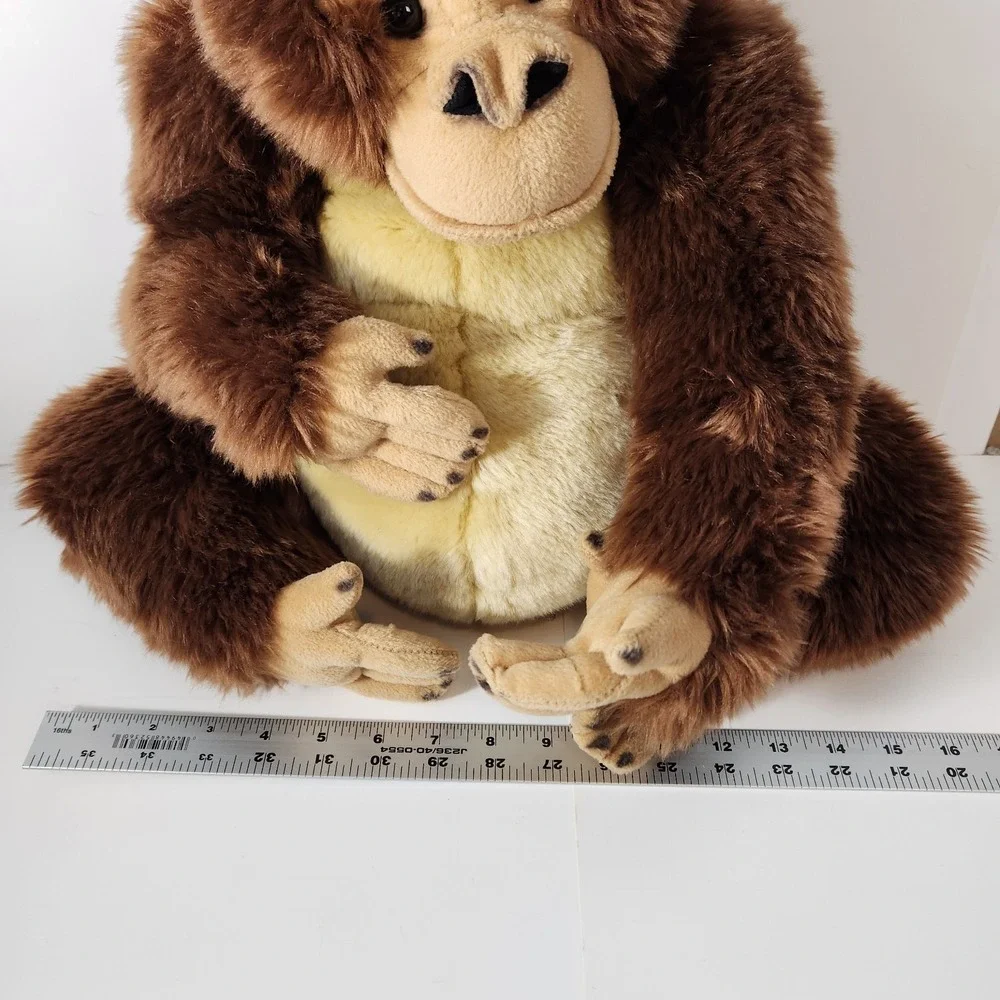VTG FAO Schwarz Orangutan 2011 Toys R Us Ape Plush Stuffed Animal Rare Monkey